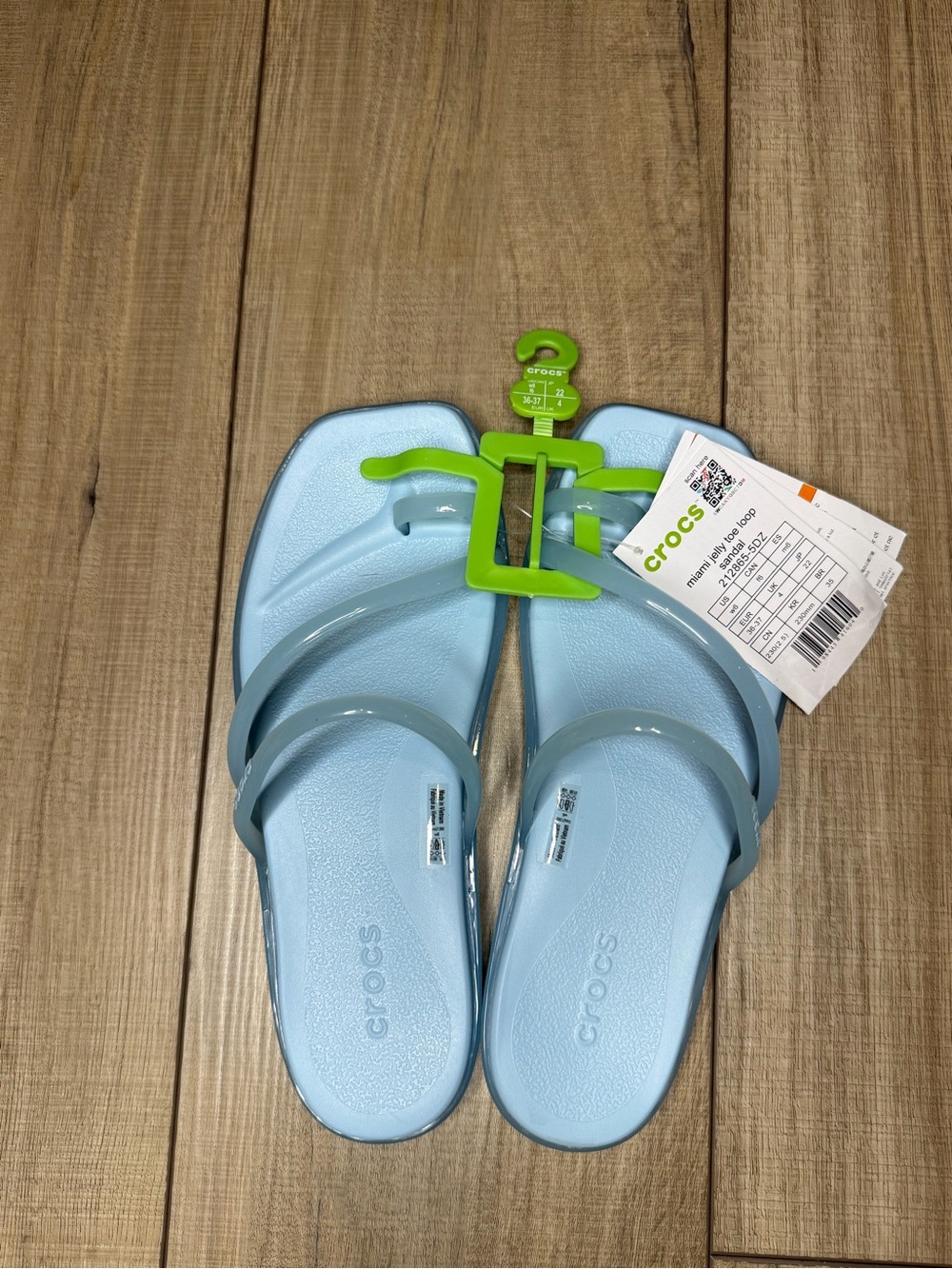NWT Crocs Miami Toe Loop Sandals Blue Strappy Jelly Flip Flop W6